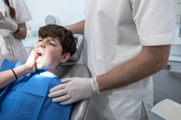Best Emergency Tooth Extraction in Wilderness Rim, WA